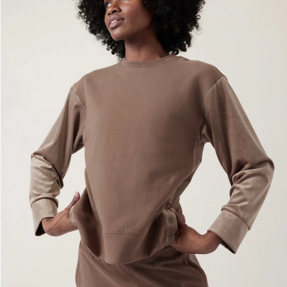 Athleta Brown Retroplush Velvet Crewneck Sweatshirt Snap Sides small